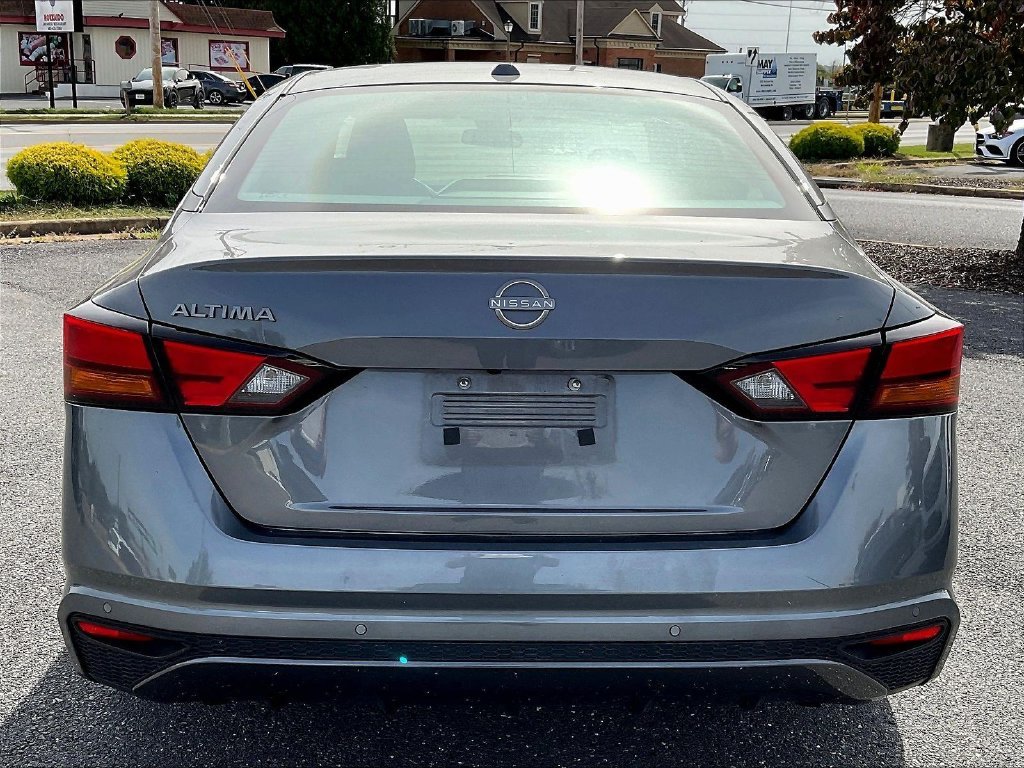 Used 2025 Gray Nissan 2.5 SV image 13
