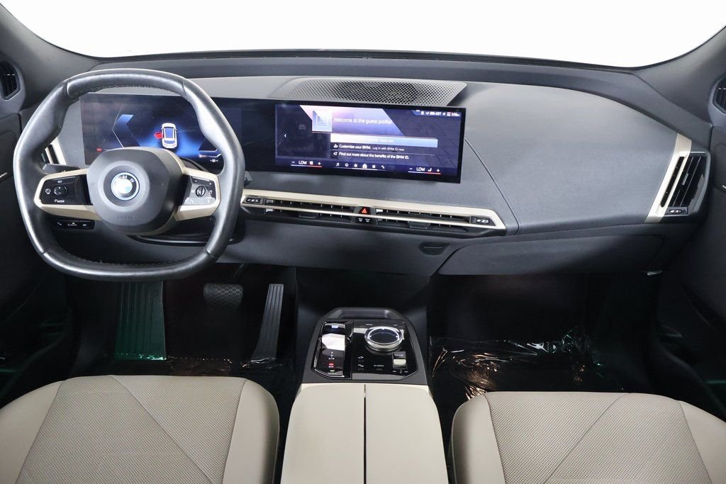 Certified Used 2024 Alpine White BMW xDrive50 image 8