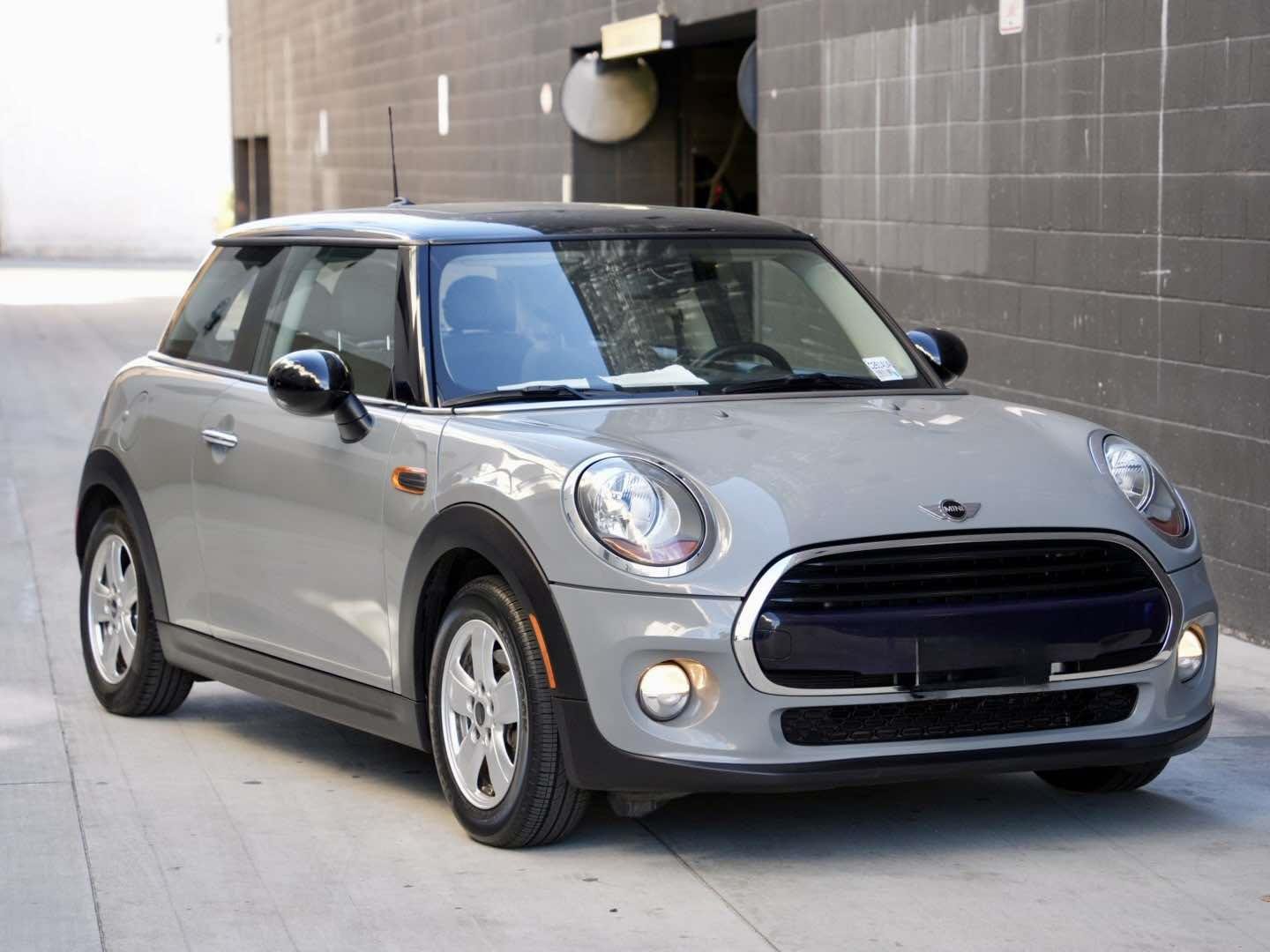 2016 MINI Cooper Base