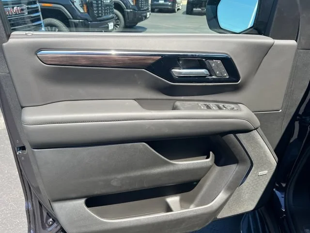2026 Chevrolet Tahoe LT - Photo 11
