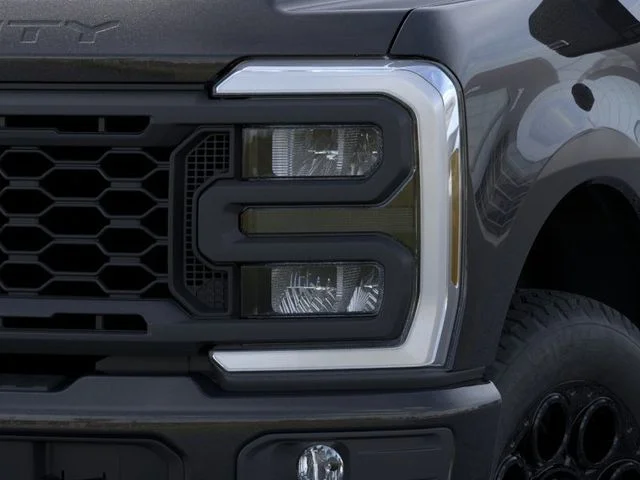 2025 Ford F-250 Super Duty XLT - Photo 18