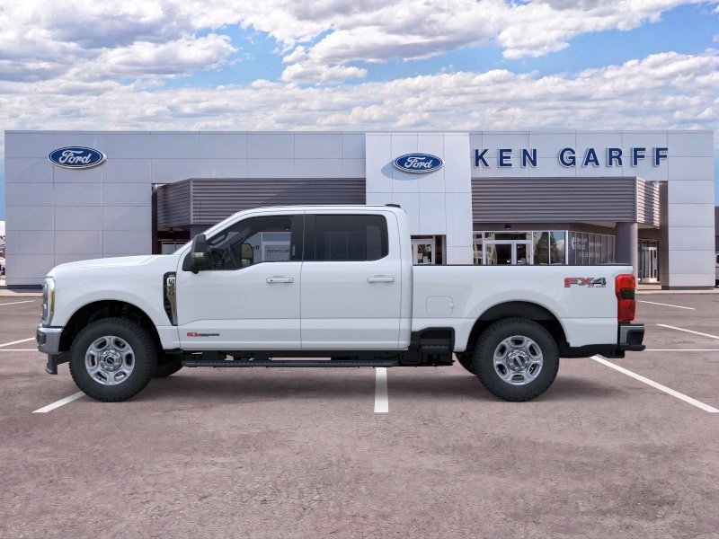 New 2026 Oxford White Ford XLT image 3