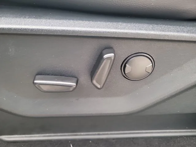 Used 2025 Black Ford XLT image 20