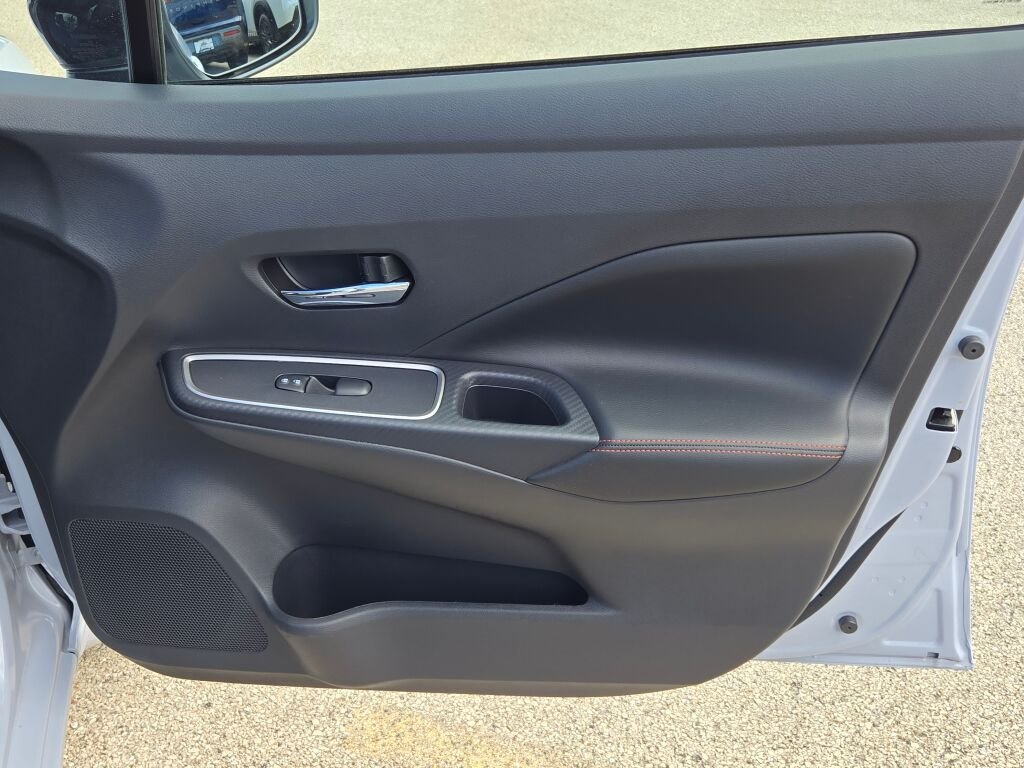 Certified Used 2025 Gray Nissan 1.6 SR image 6