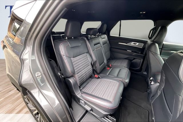 2026 Ford Explorer ST-Line - Photo 31