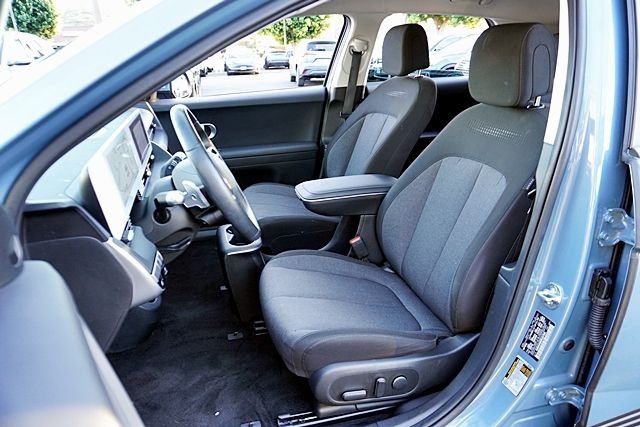 Used 2024 Blue Hyundai SEL image 15