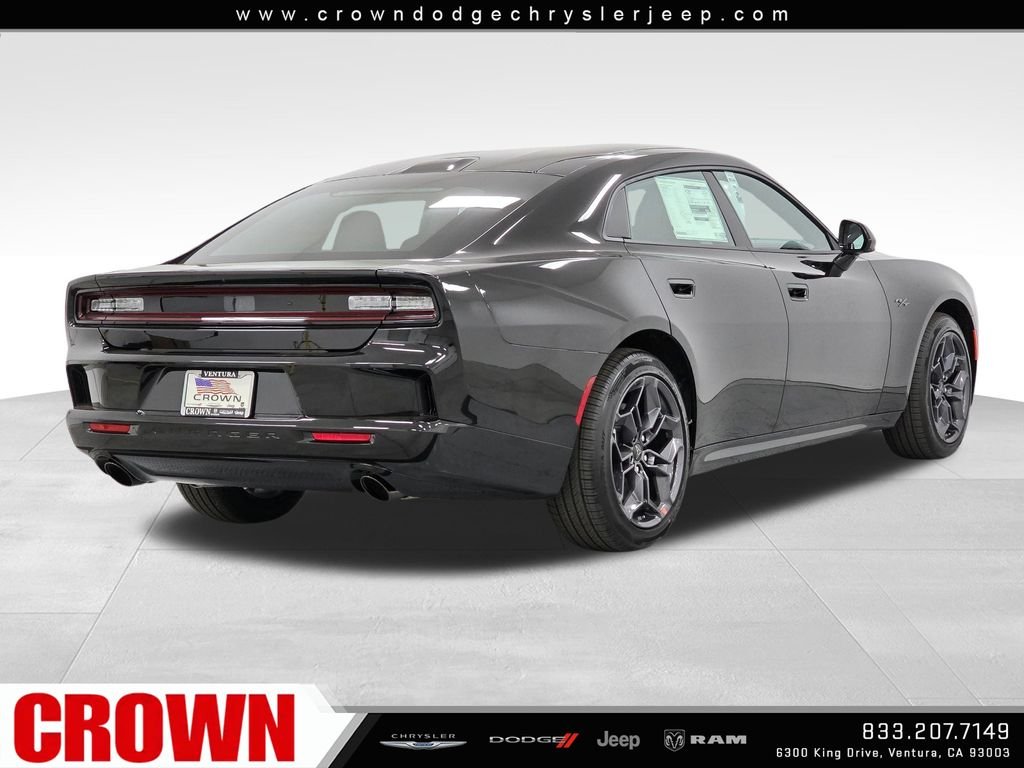 New 2026 Diamond Black Crystal Pearlcoat Dodge R/T image 5
