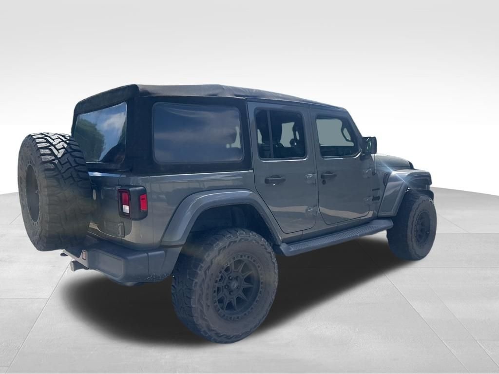Used 2019 Gray Jeep Unlimited Sahara image 12