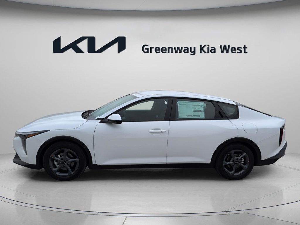 New 2026 Snow White Pearl Kia LXS image 5