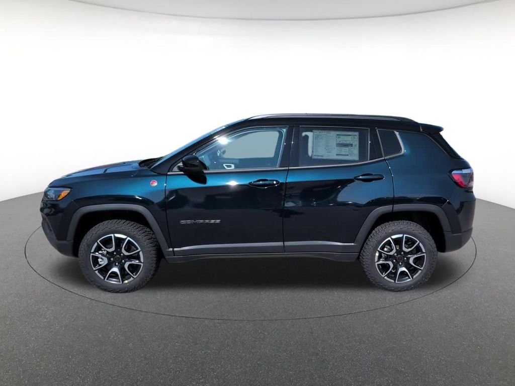 New 2026 Fathom Blue Pearl-Coat Exterior Paint Jeep Trailhawk image 9