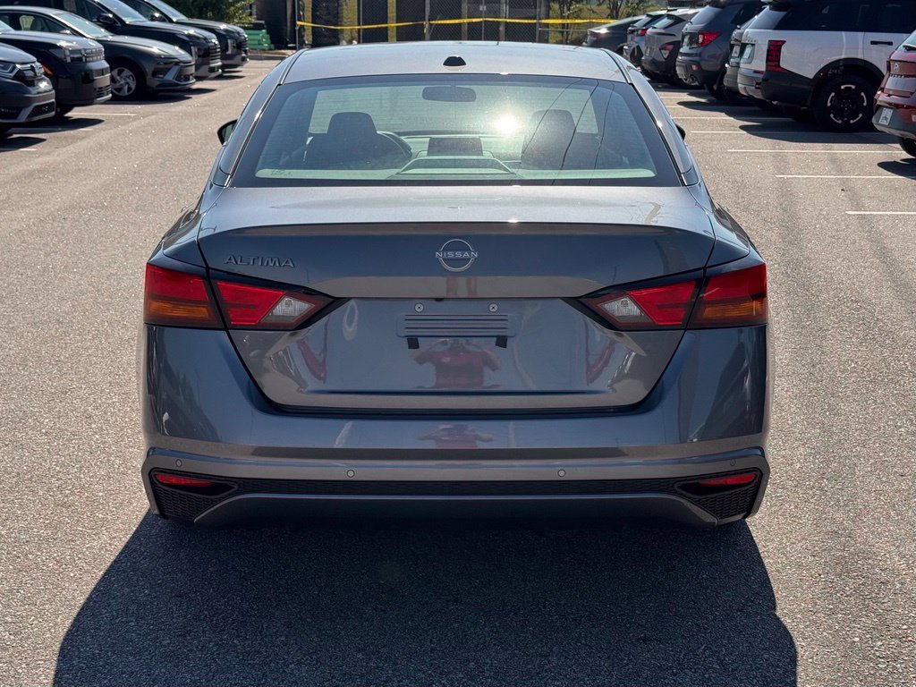 Used 2025 Gray Nissan 2.5 SV image 10