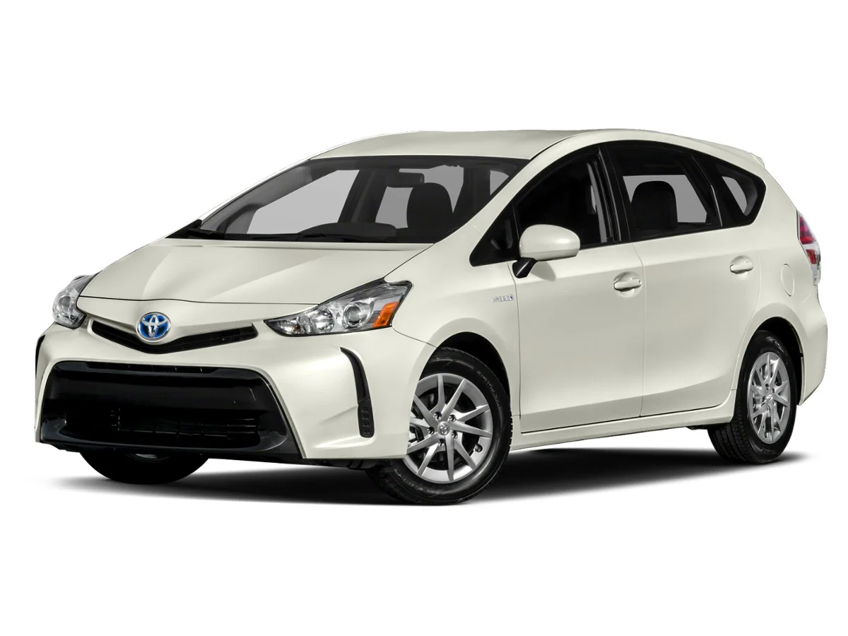 2015 Toyota Prius v Five's photo