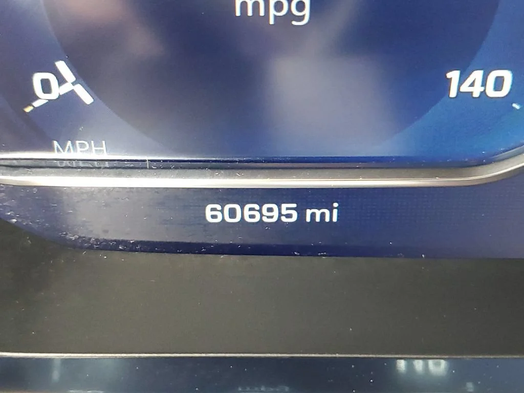 Used 2024 Summit White Chevrolet Premier image 34