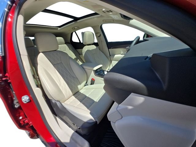 Used 2023  Buick Avenir image 15