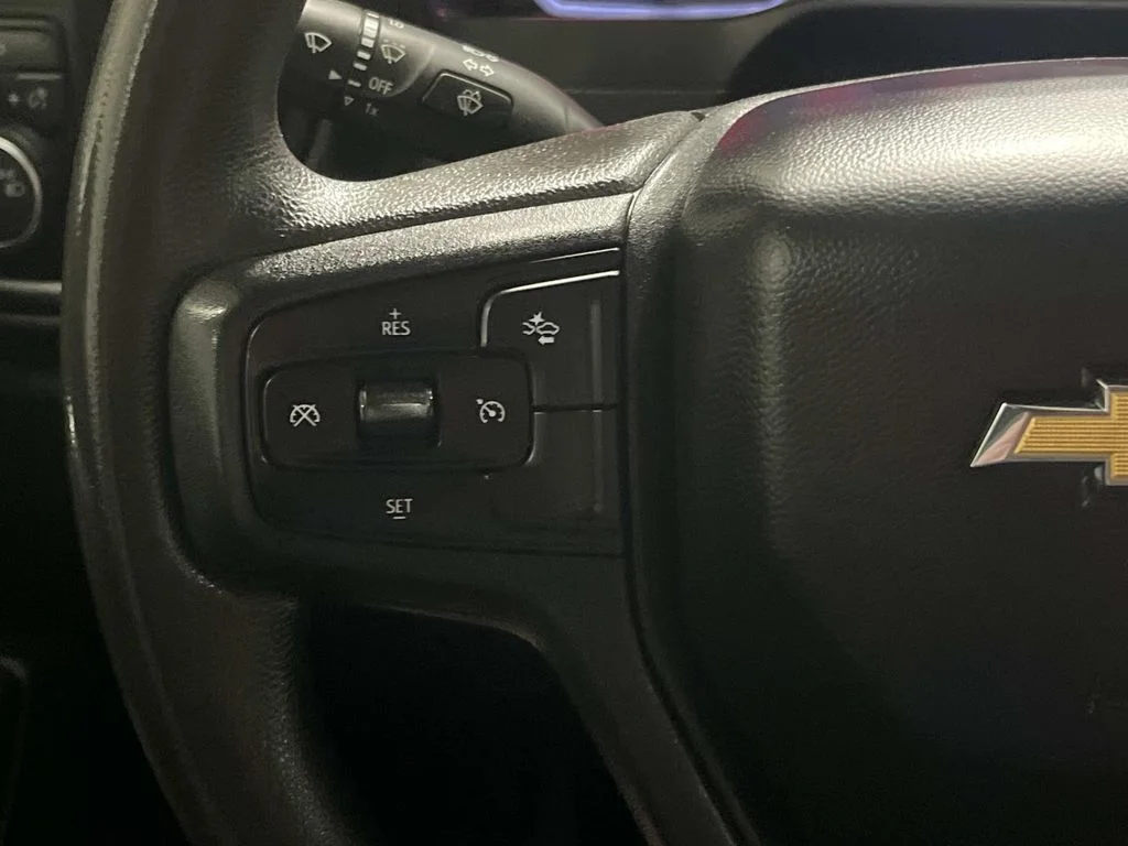 Used 2024 Summit White Chevrolet Work Truck image 18