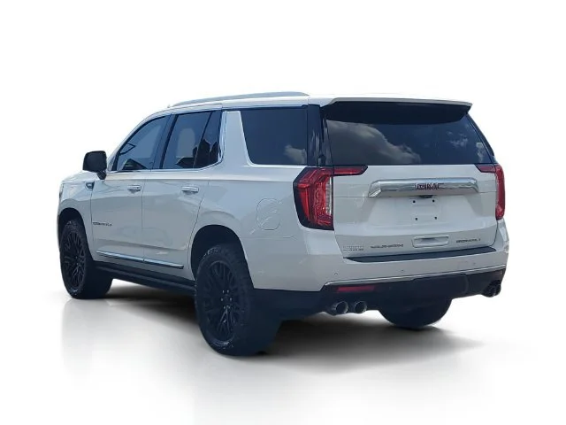 Used 2022 WHITE FROST TRICOAT GMC Denali image 5