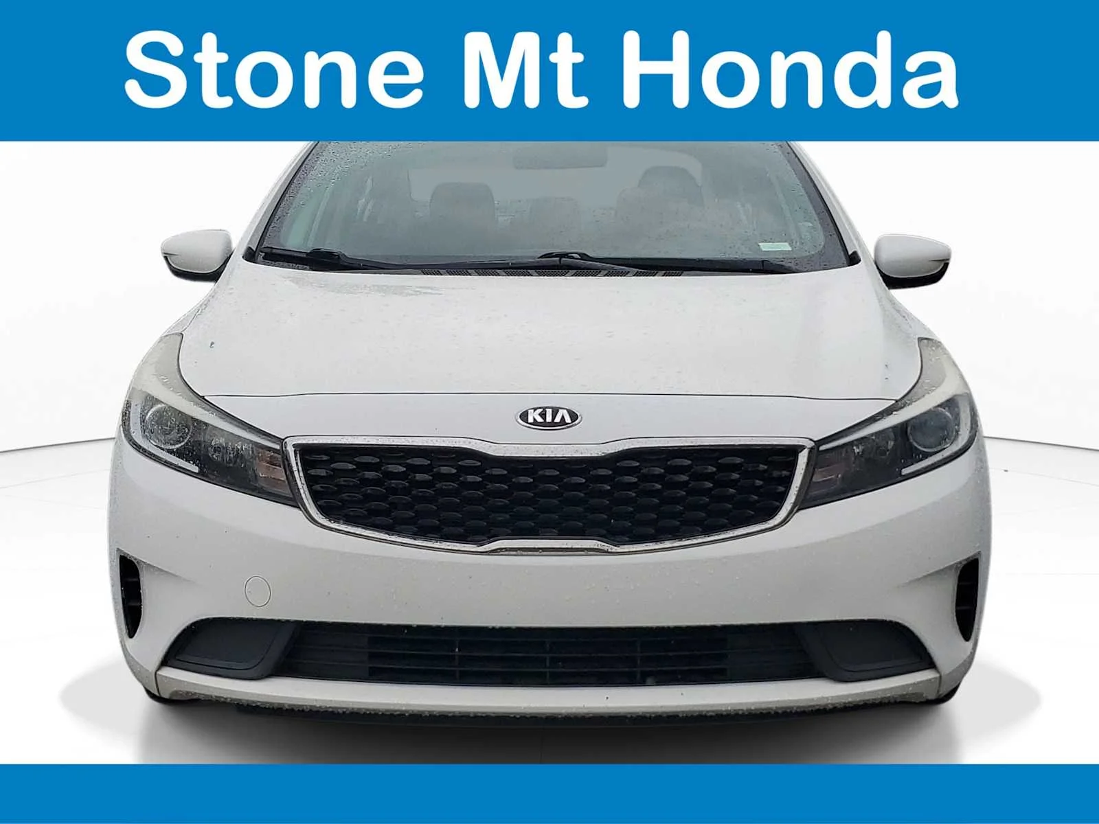 Used 2017 Clear White Kia LX image 2