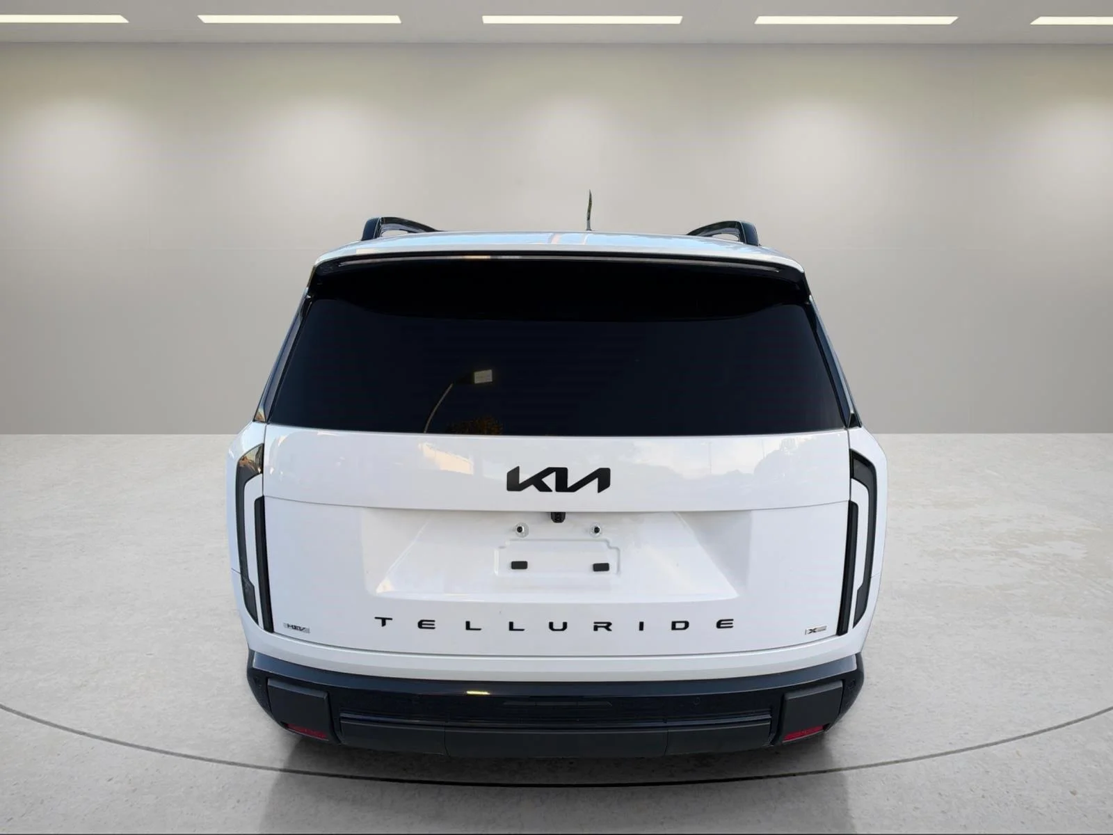 Used 2027  KIA  image 4
