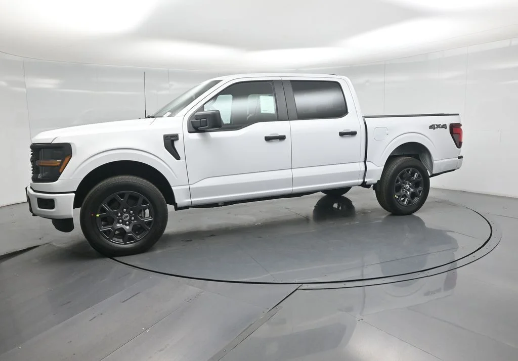 New 2026 Oxford White Ford STX image 27