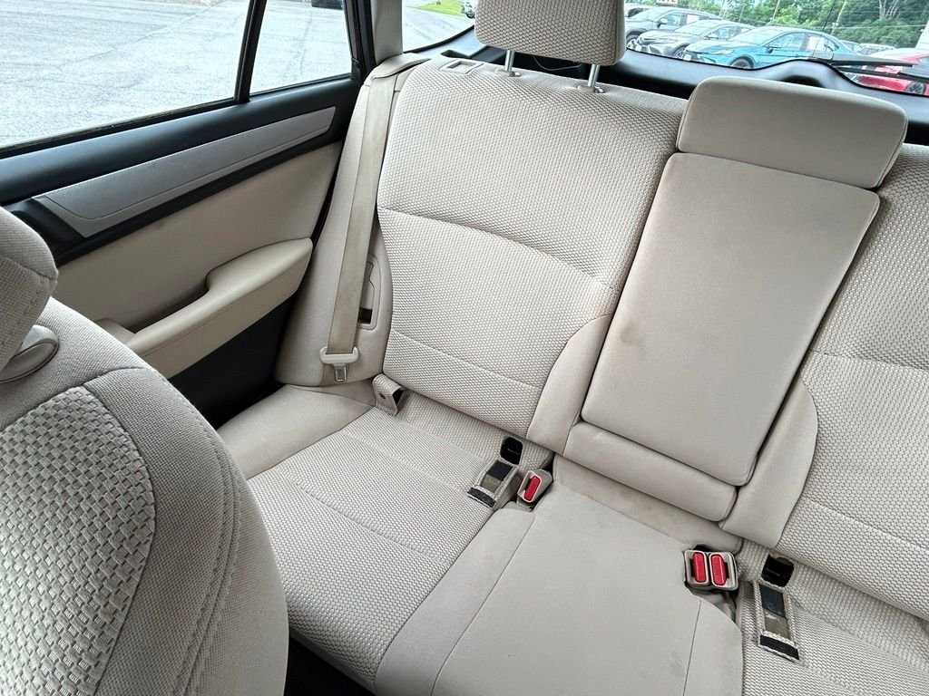 Used 2019 Brown Subaru 2.5i image 13