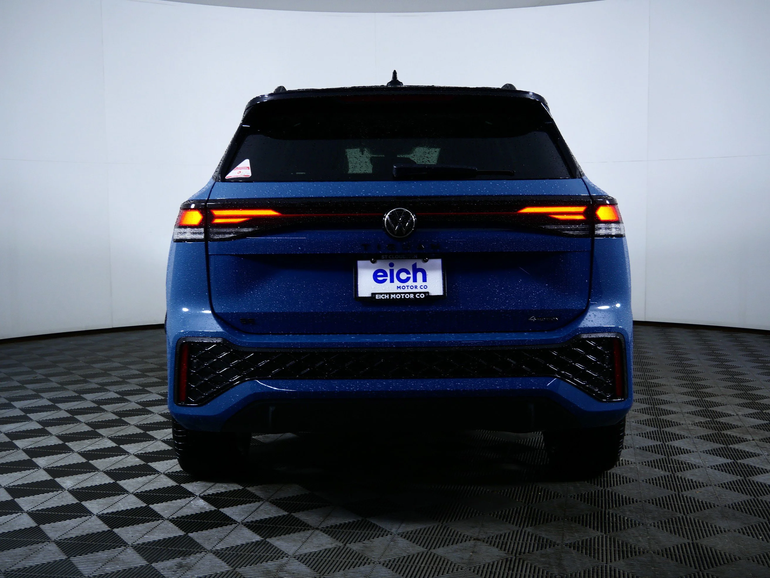 New 2026 Monterey Blue w/Deep Black Roof Volkswagen SE R-Line Black image 6
