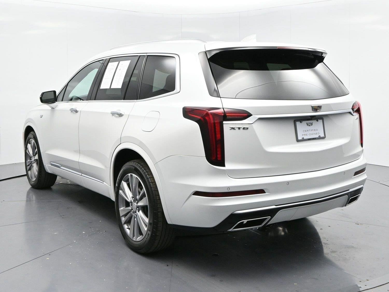 Used 2024 Crystal White Tricoat Cadillac Premium Luxury image 5