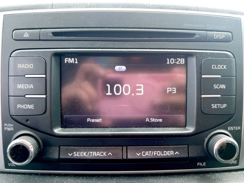 Used 2017 SILVER Kia LX image 18