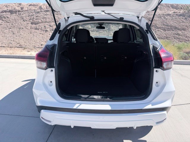 2025 Nissan KICKS PLAY Base - Photo 30