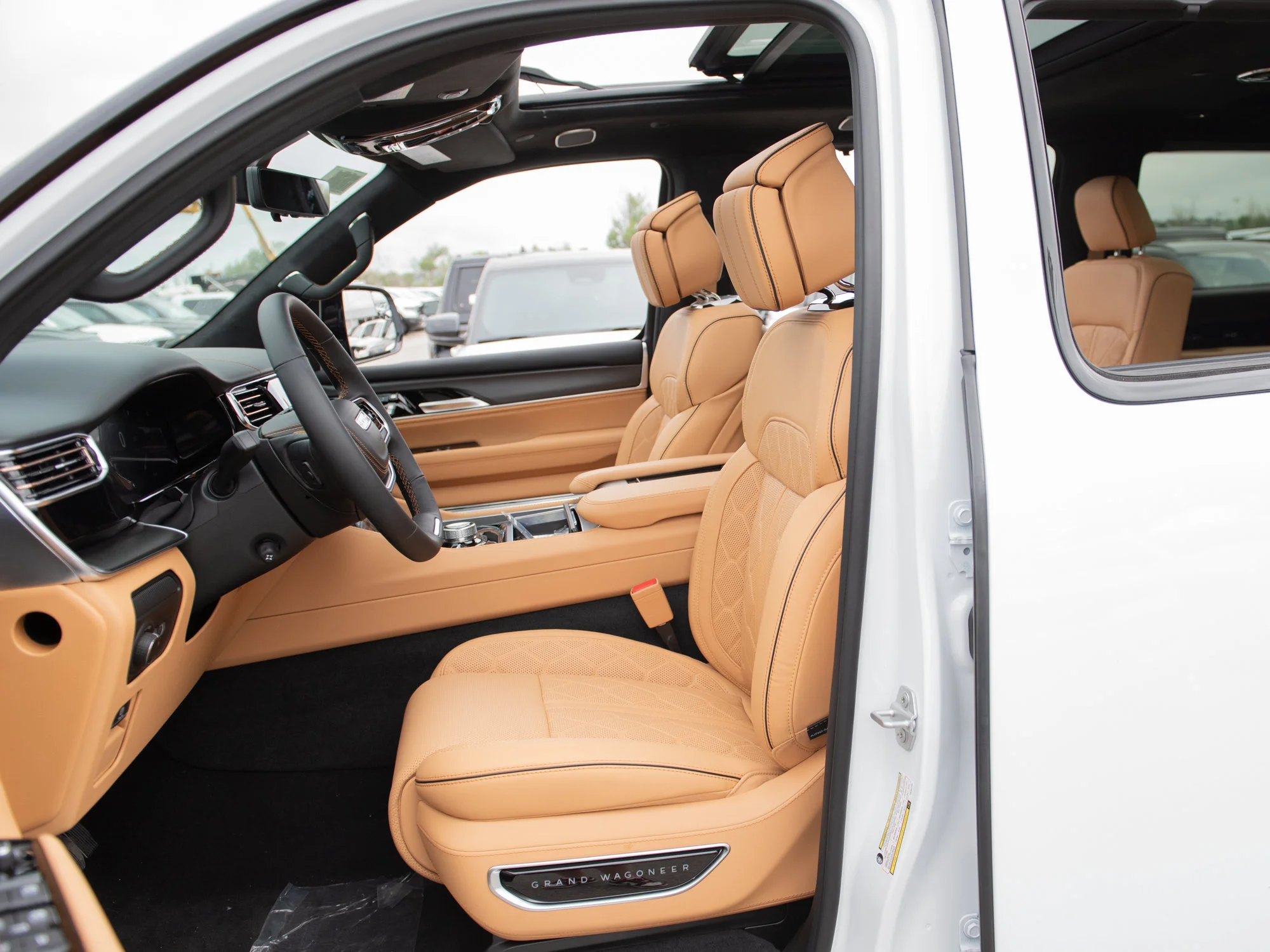 New 2026 White Jeep Summit Reserve* image 24
