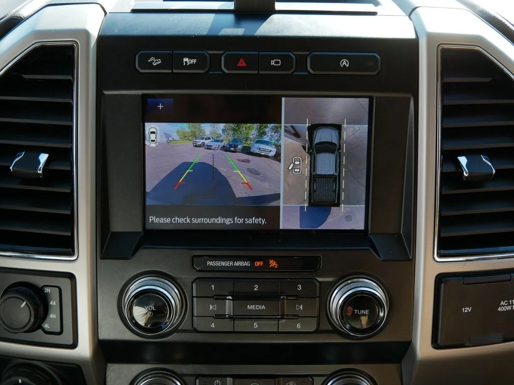 Used 2019 Silver Ford Lariat image 20