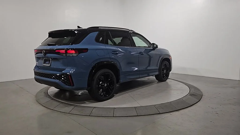 New 2026 Blue Volkswagen 2.0T SE R-Line Black image 5