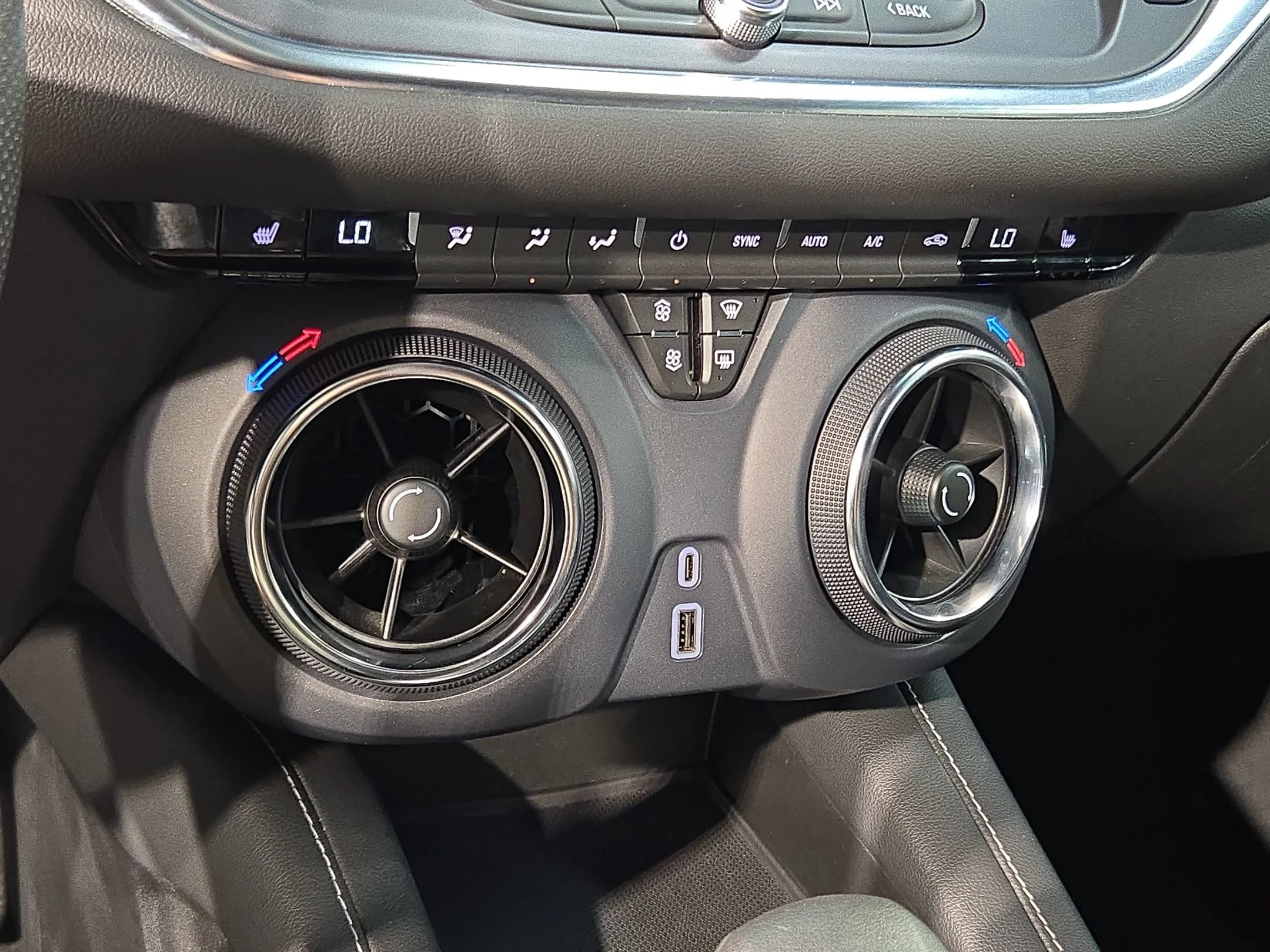 2025 Chevrolet Blazer 2LT - Photo 30