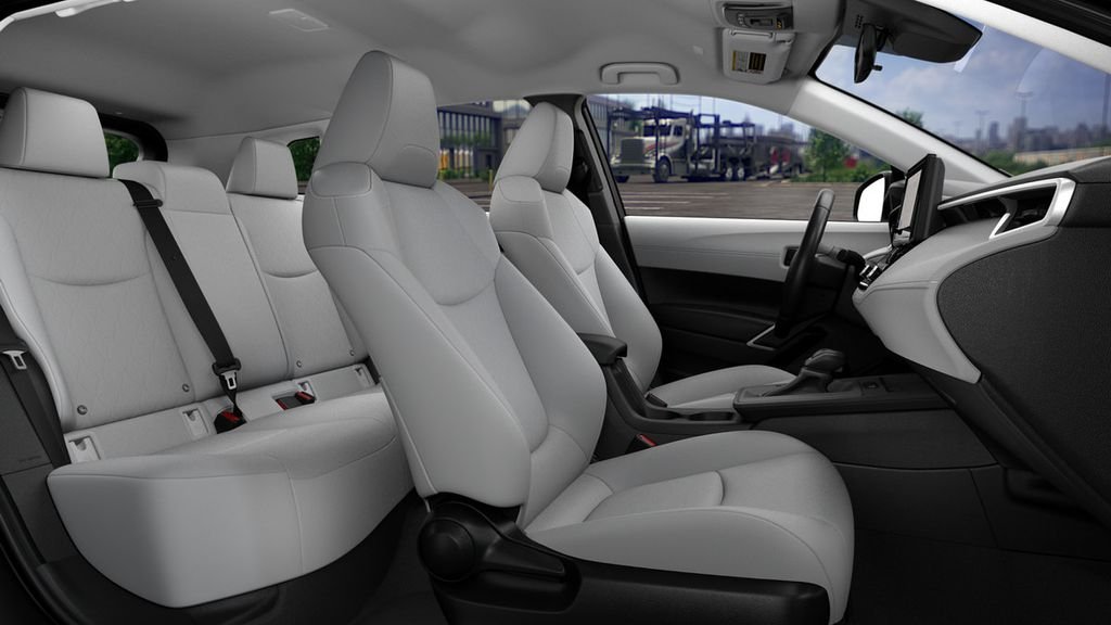 New 2026 Wind Chill Pearl <sup>1</sup> Toyota  LE image 35