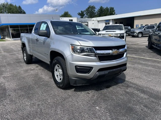 Used 2016 SILVER ICE METALLIC Chevrolet 2WD Base image 7