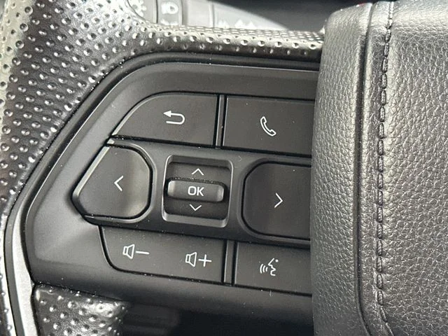 Used 2026 Blue Toyota SR5 image 18