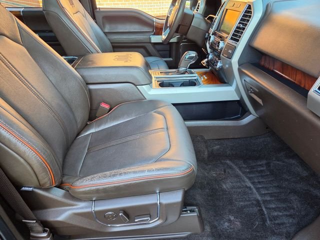 Used 2015  Ford King Ranch image 28
