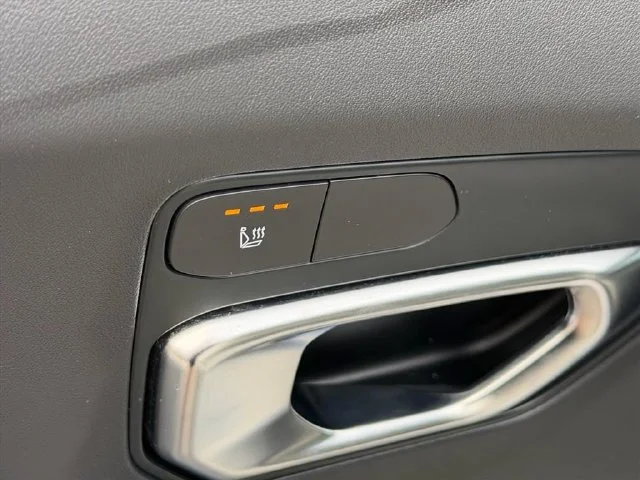 Used 2025 White Kia GT-Line Turbo image 17