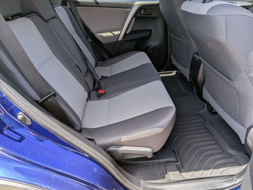 Used 2015 Blue Toyota LE image 17