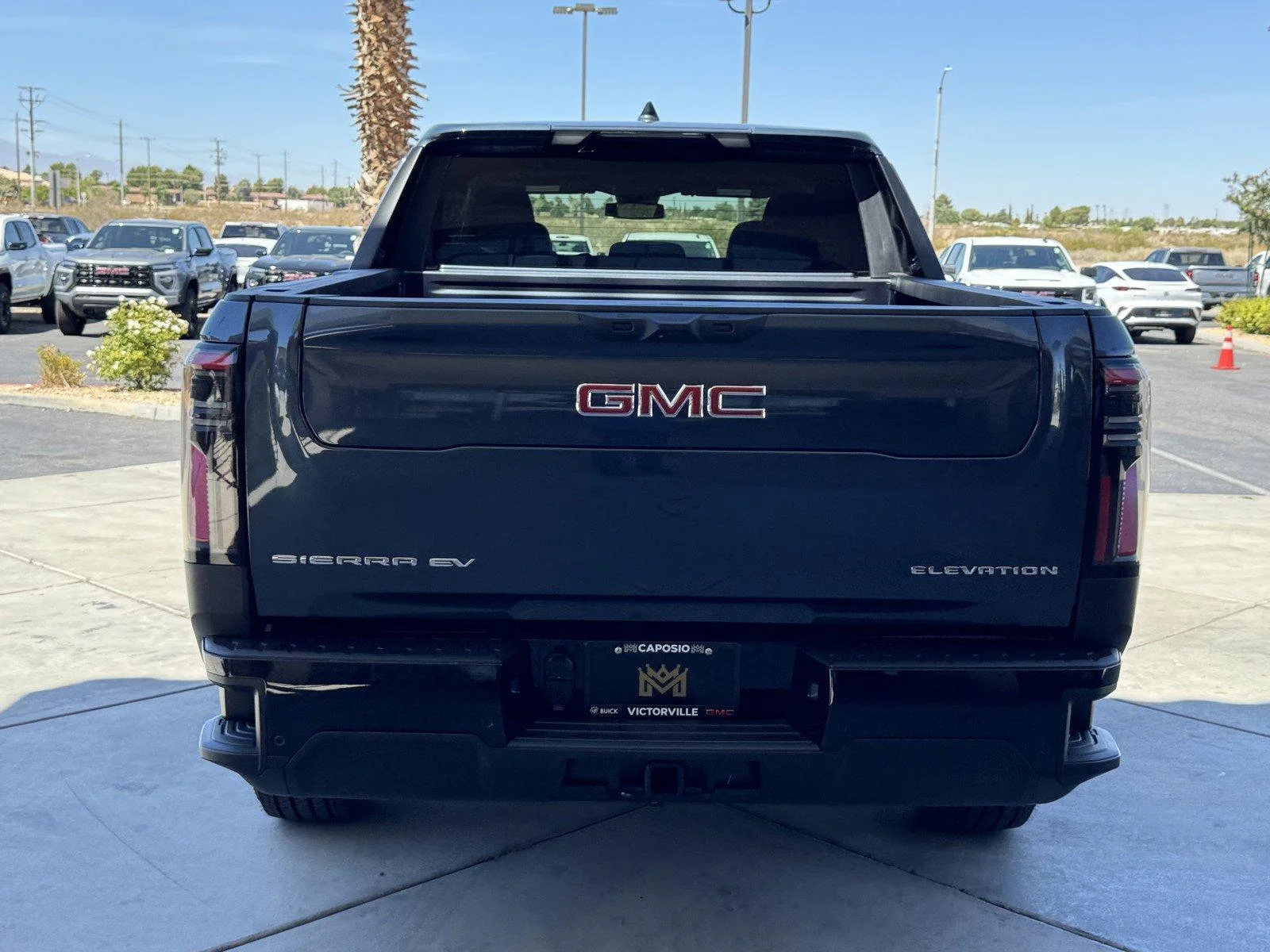 New 2026 Deep Ocean Metallic GMC Elevation Standard Range image 5