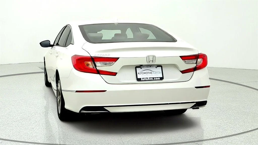 Used 2020 Platinum White Pearl Honda EX-L 1.5T CVT image 6