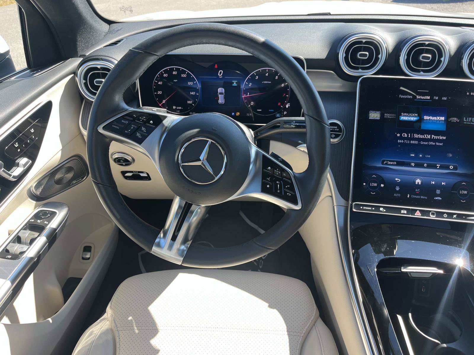 Used 2026 Polar White Mercedes-Benz GLC 300 image 14