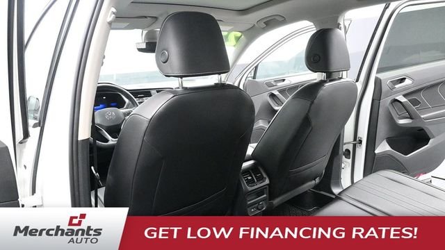 Used 2022 White Volkswagen 2.0T SE image 23
