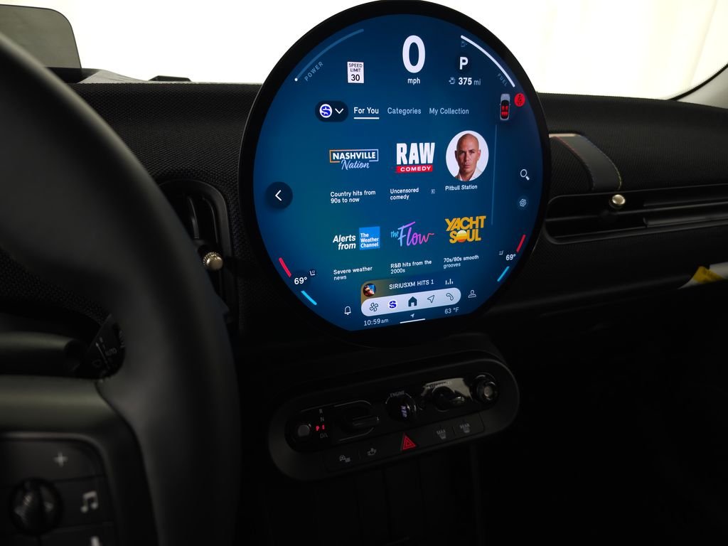 2025 MINI Hardtop 4 Door S - Photo 17