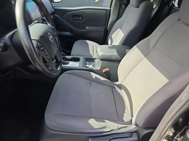 Used 2022 Black Nissan S image 12