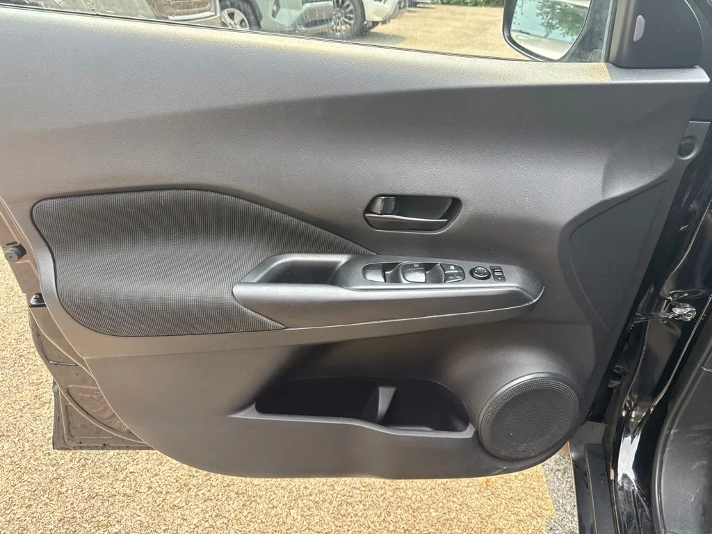 Used 2020 Black Nissan S image 11