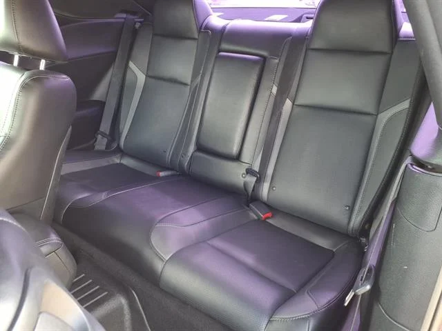 Used 2019 Granite Pearl Coat Dodge SXT image 15