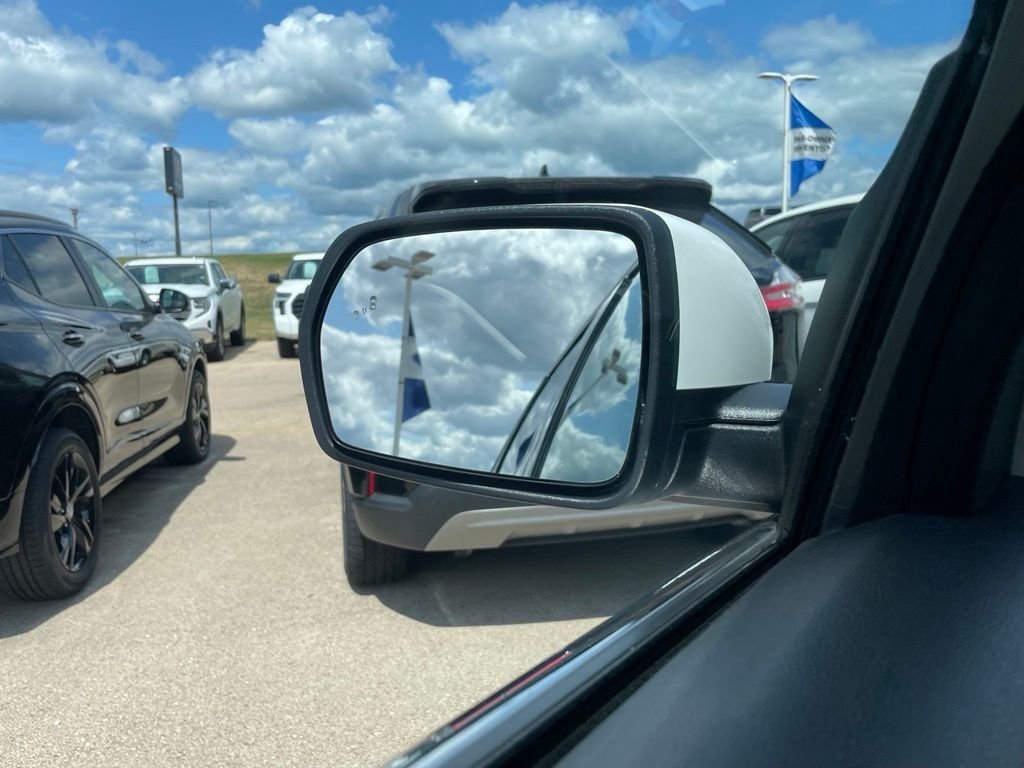 Used 2024 White Ford SEL image 30