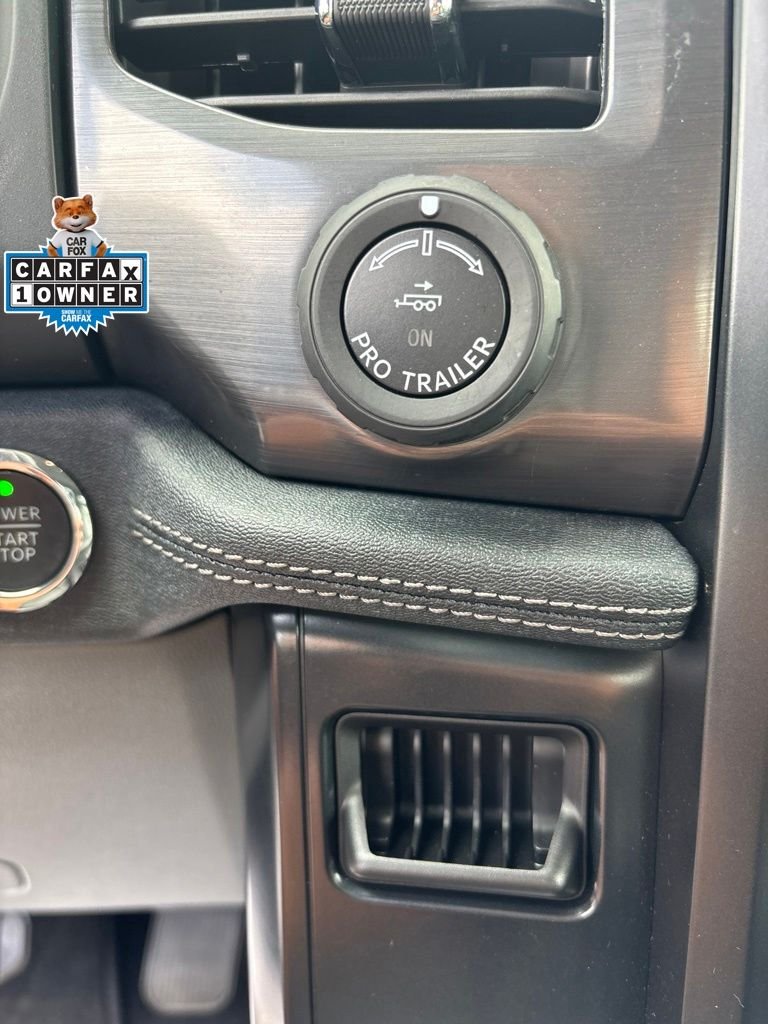 2025 Ford F-150 Lightning Flash - Photo 22
