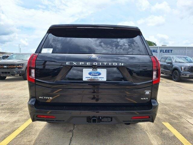 New 2026 Agate Black Metallic Ford MAX Active image 4