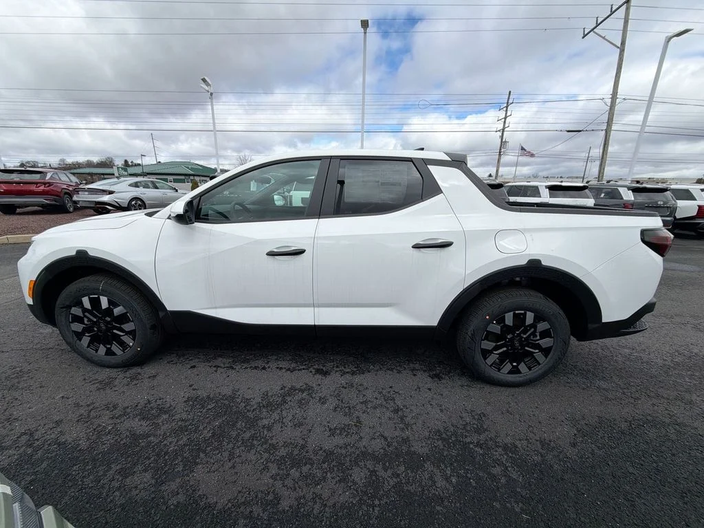 New 2026 White Hyundai SE image 5